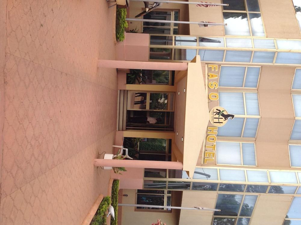 Faso Hotel Ouagadougou Exterior foto