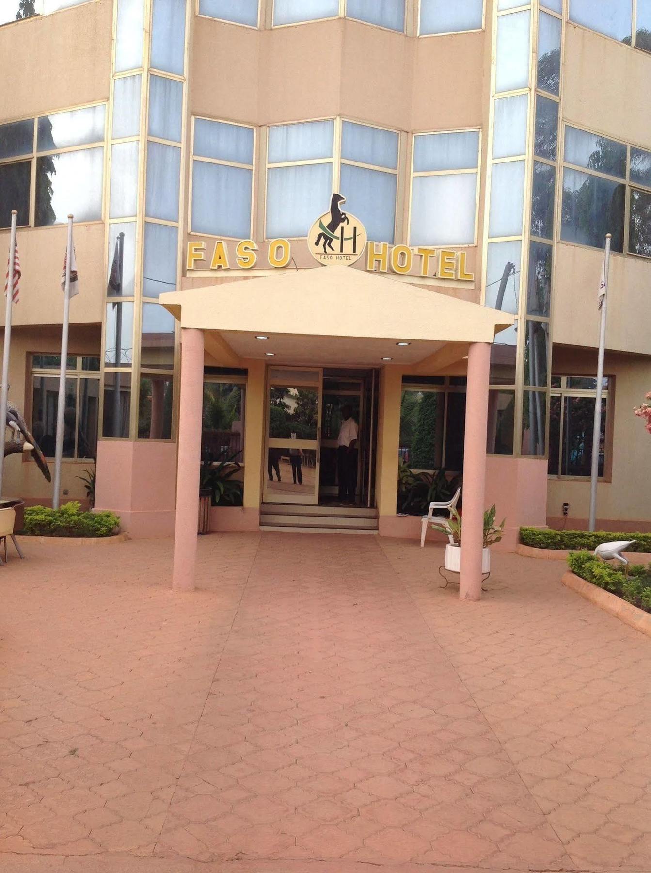 Faso Hotel Ouagadougou Exterior foto